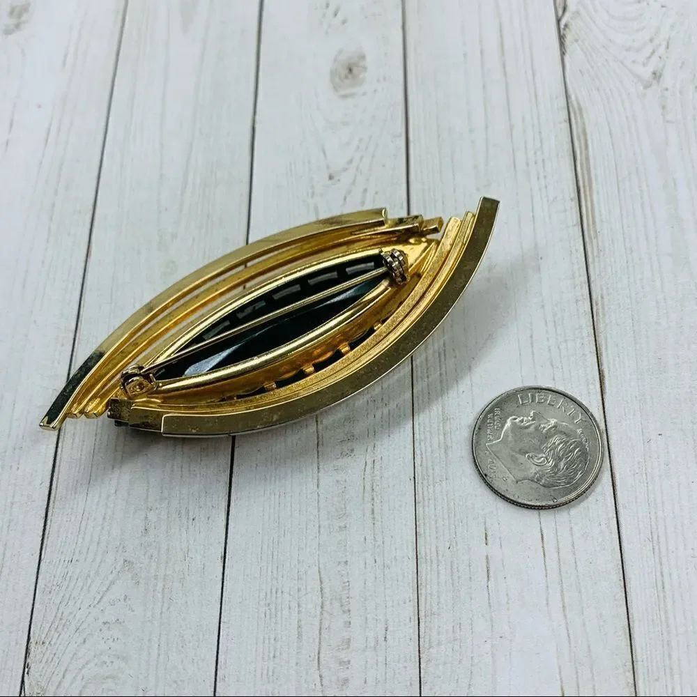 VTG Green Glass Gold Brooch - Picture 3 of 3